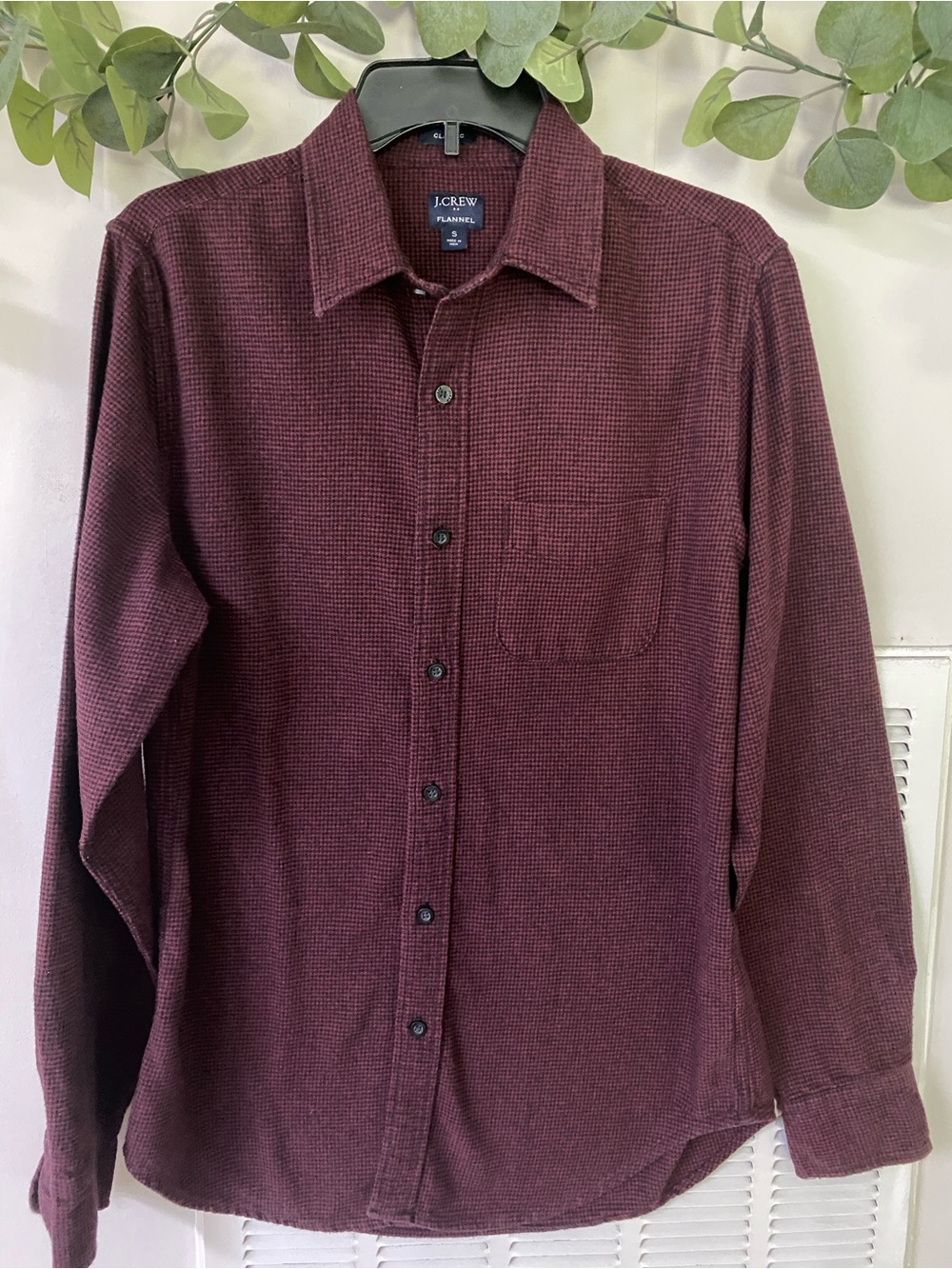 J. Crew Men's Flannel Button-Down Shirt - Burgundy Houndstooth